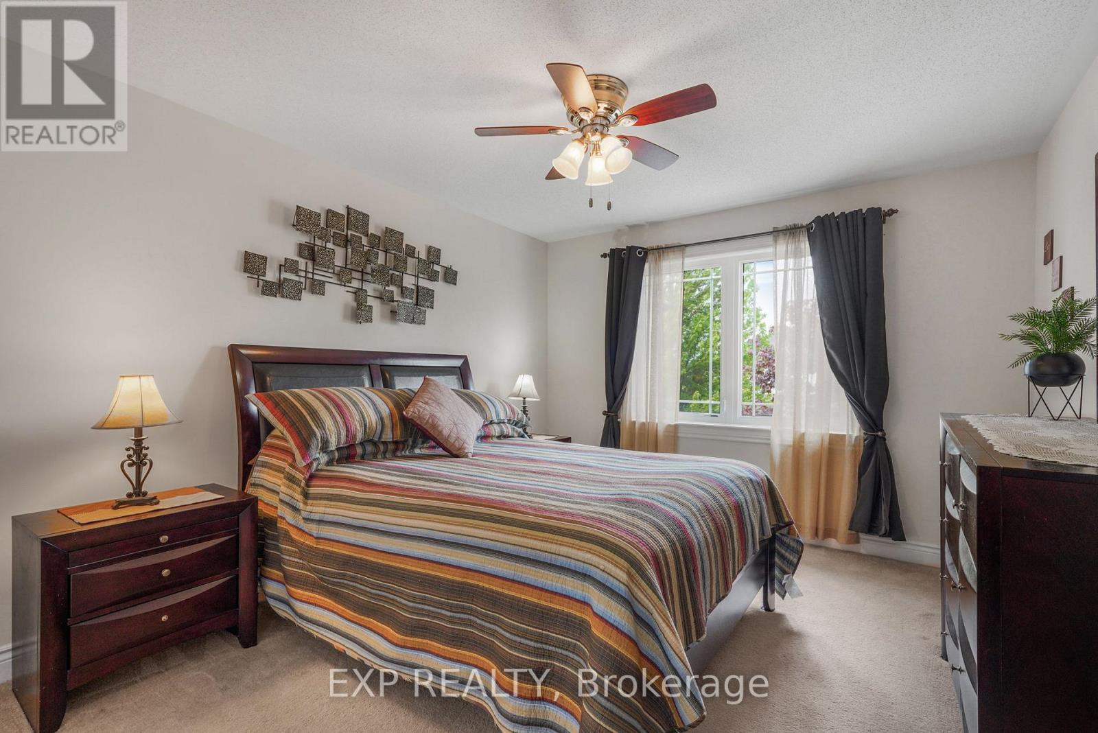 224 TOPAZE CRESCENT - 26
