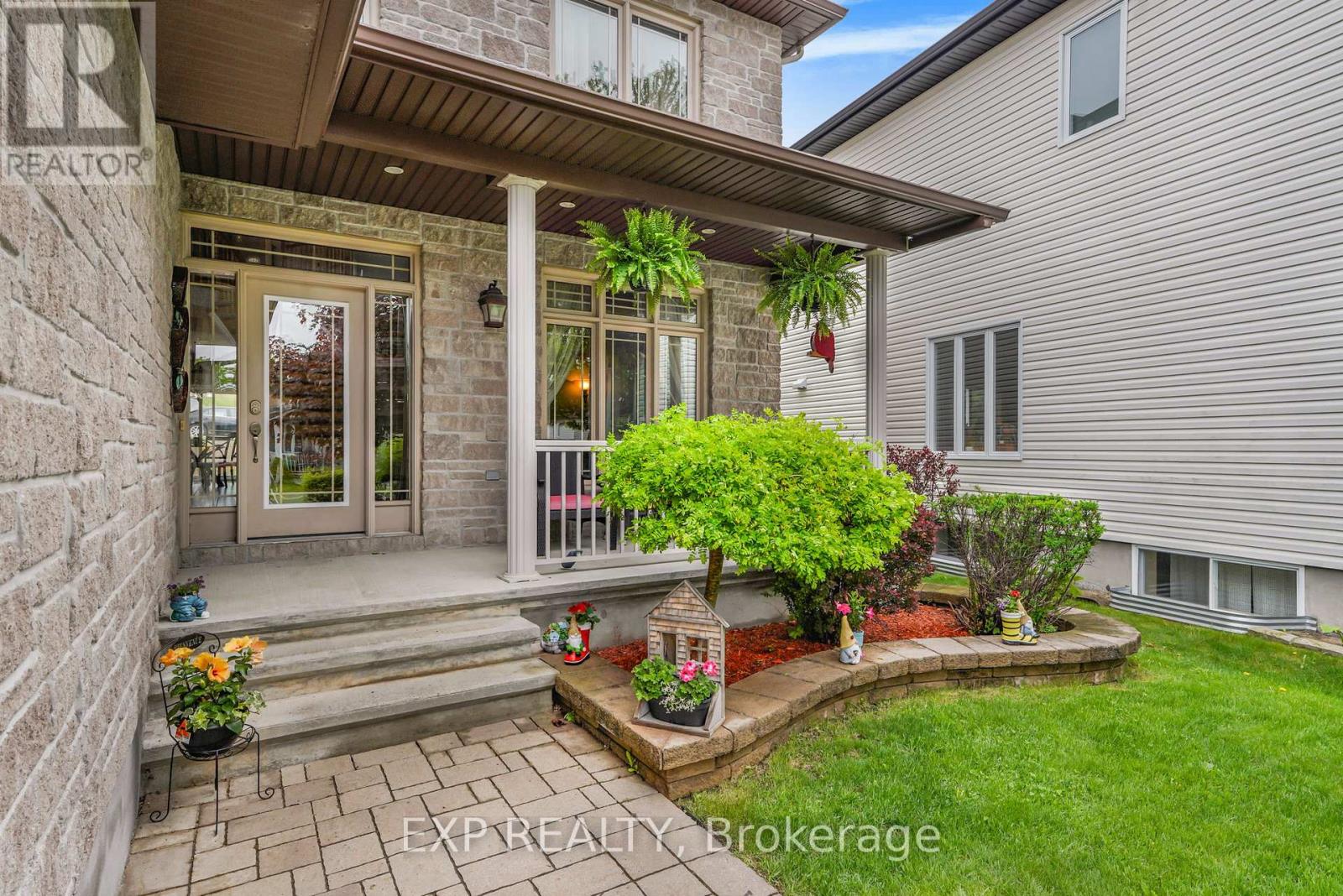 224 TOPAZE CRESCENT - 3