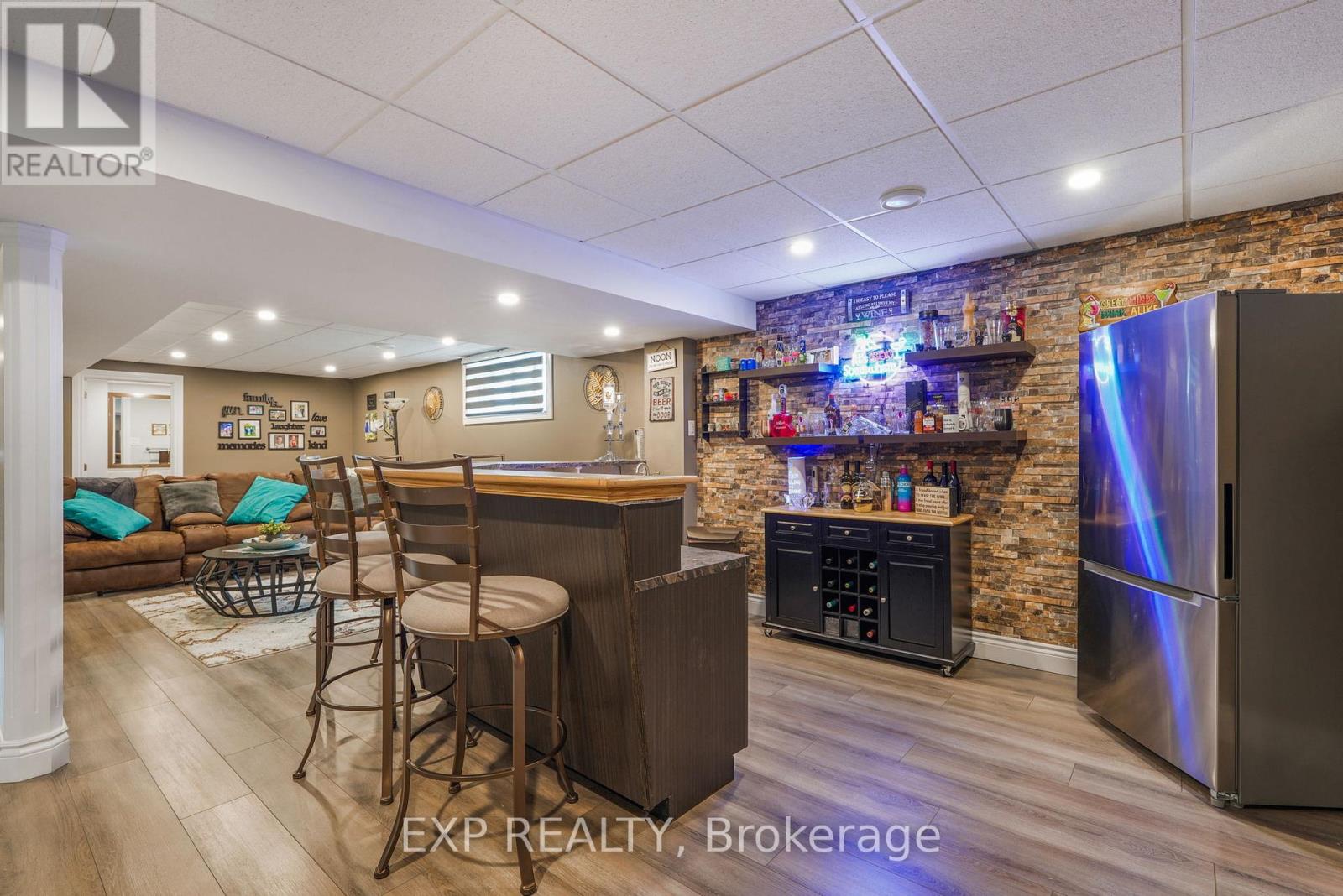 224 TOPAZE CRESCENT - Image 35