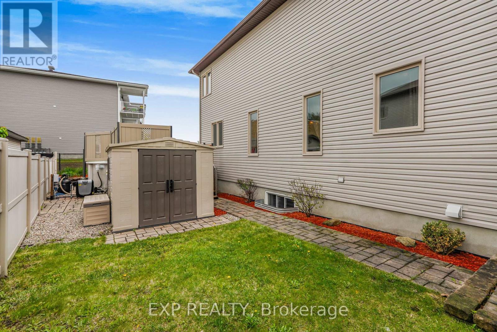 224 TOPAZE CRESCENT - Image 39
