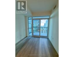 2213 - 110 Broadway Avenue, Toronto, ON M4P1V7 Photo 9