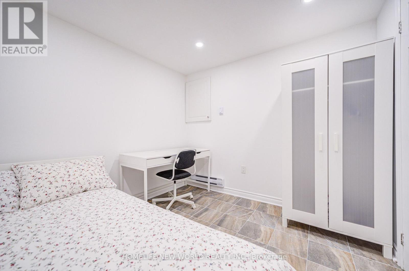 #39 44 CHESTER LE BOULEVARD - Image 35