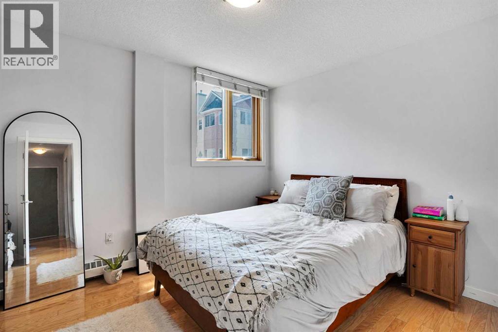 #302 1225 15 Avenue SW - 30
