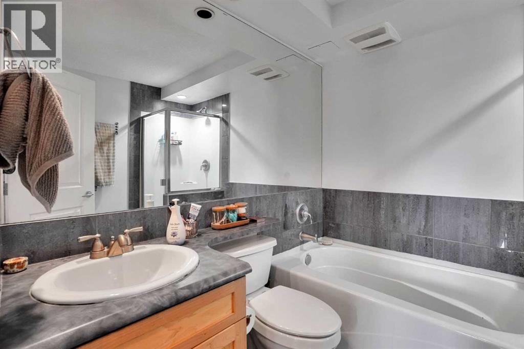 #302 1225 15 Avenue SW - 33