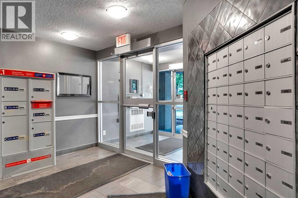 #302 1225 15 Avenue SW - 37