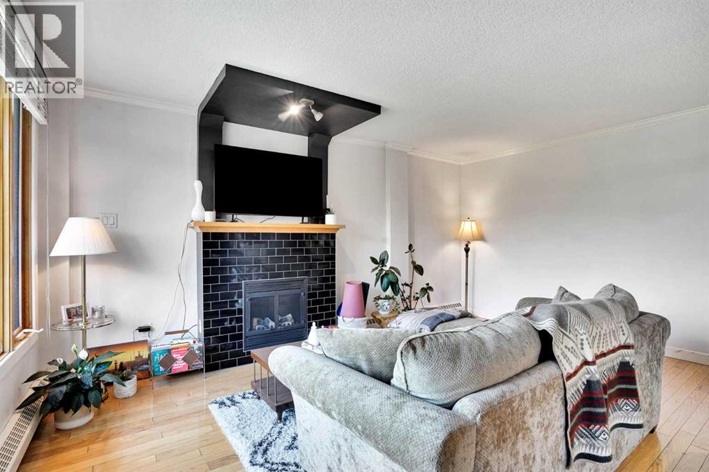 #302 1225 15 Avenue SW - 8