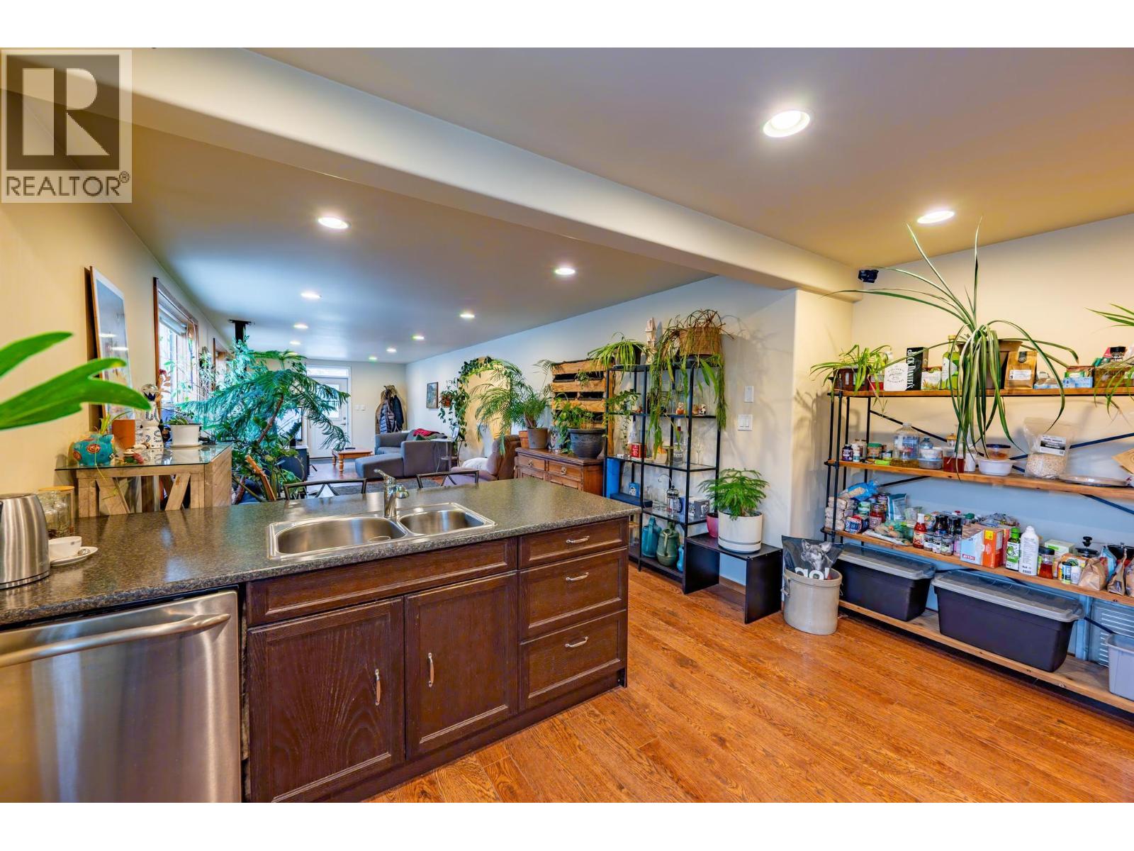  901 10TH  S Avenue, Golden - Image 1
