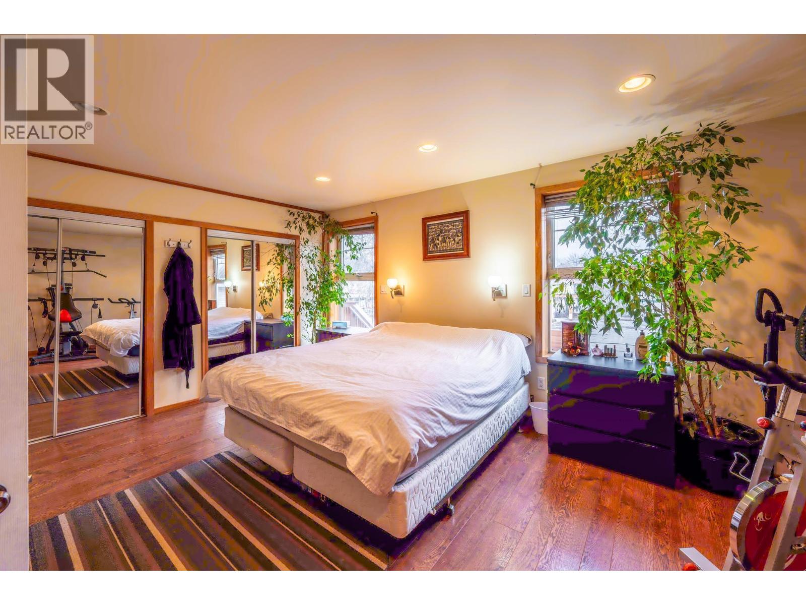 901 10TH  S Avenue, Golden - Image 1