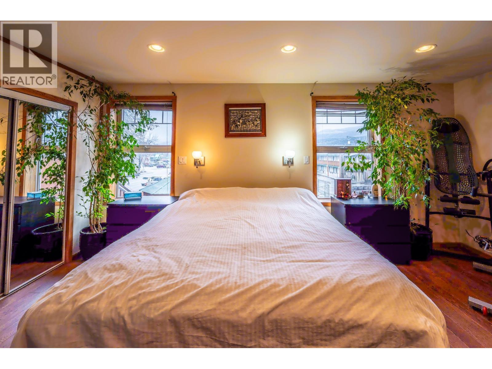  901 10TH  S Avenue, Golden - Image 1