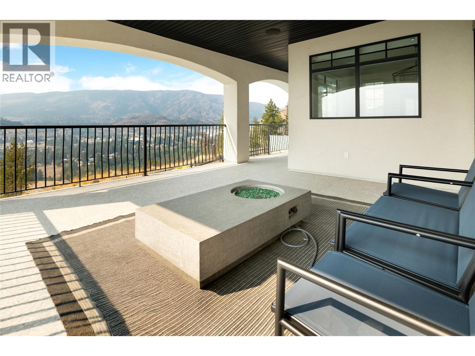  3351 Vineyard View Drive, West Kelowna