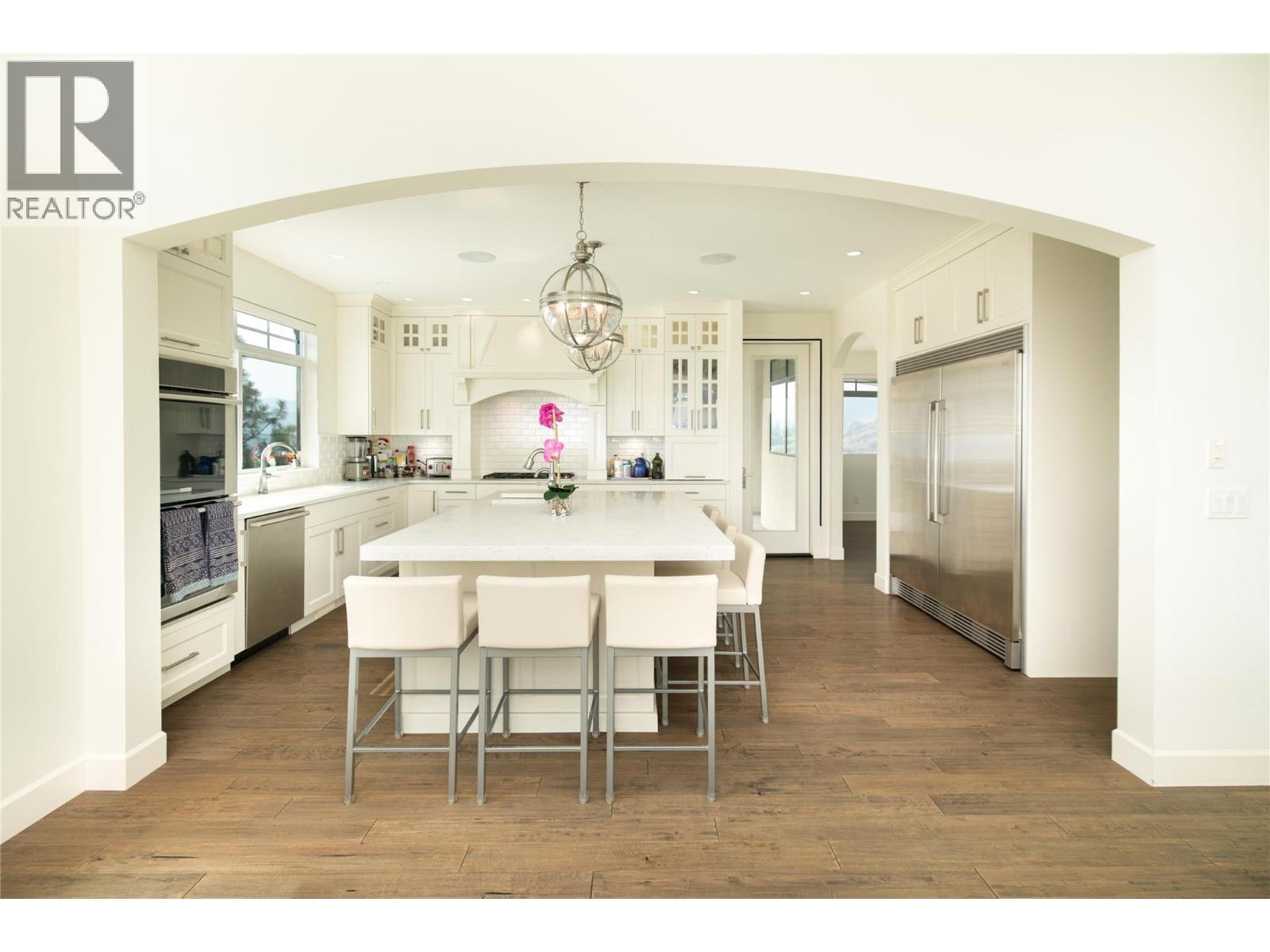  3351 Vineyard View Drive, West Kelowna