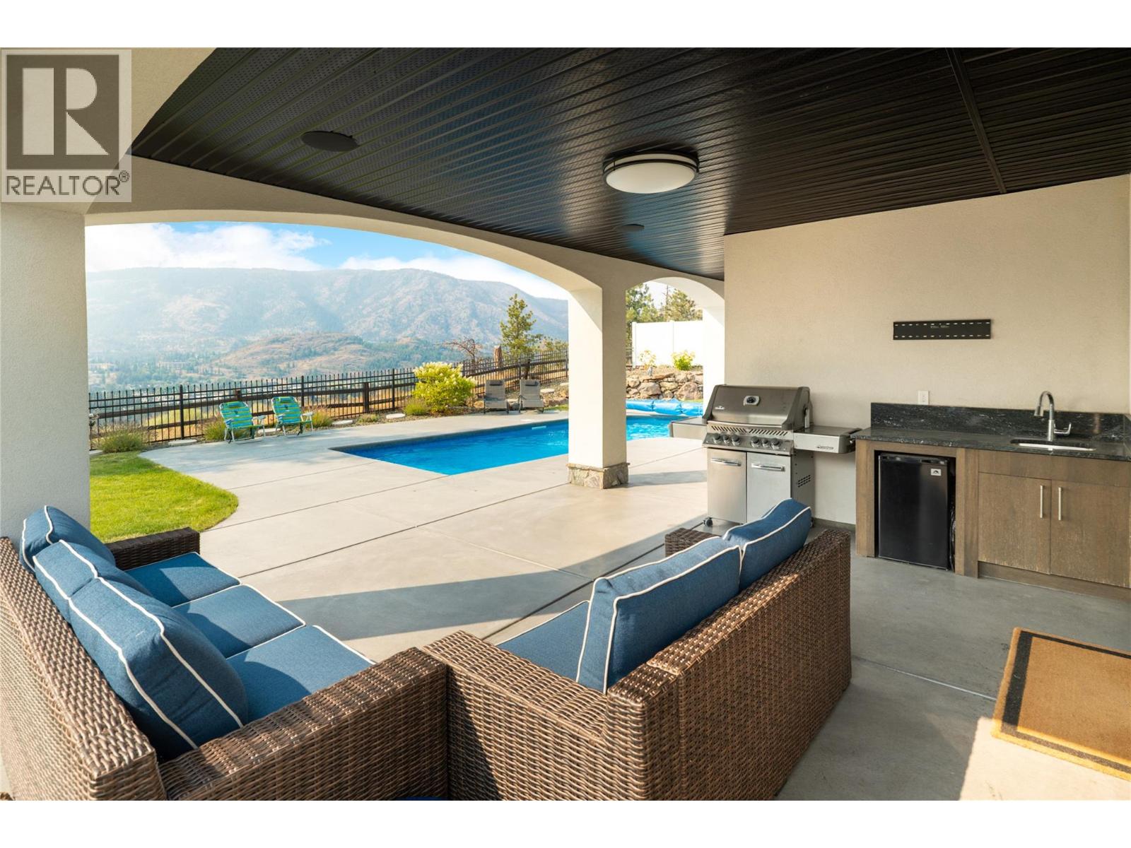  3351 Vineyard View Drive, West Kelowna