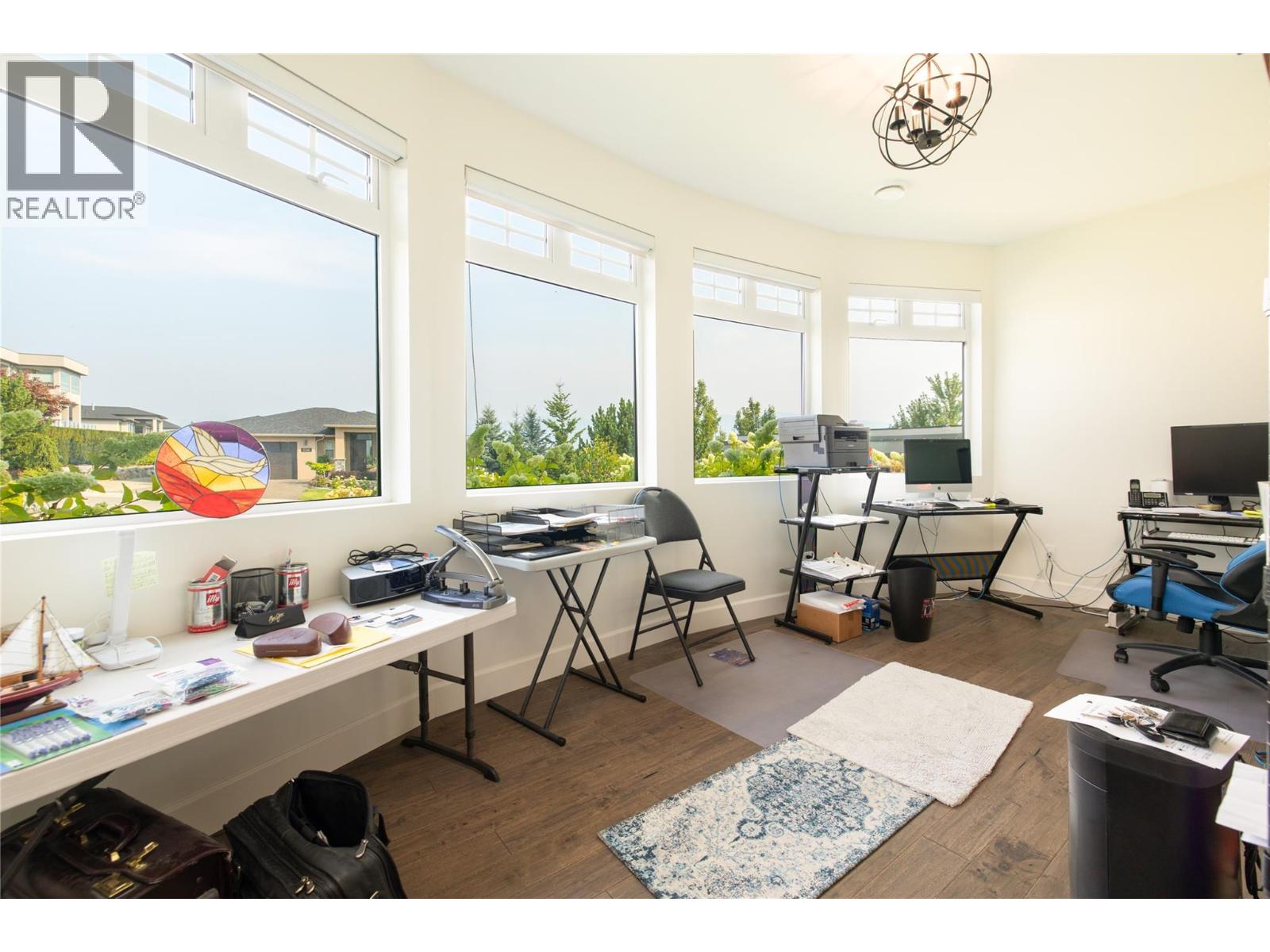  3351 Vineyard View Drive, West Kelowna