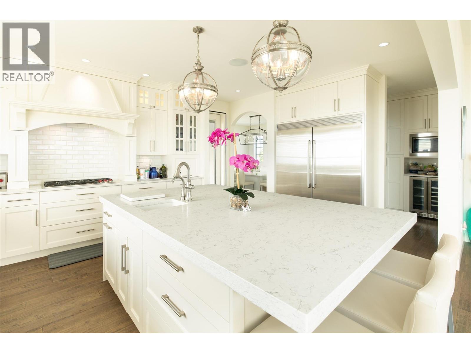  3351 Vineyard View Drive, West Kelowna