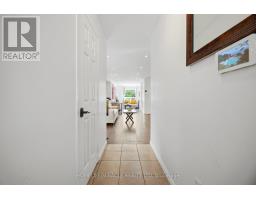 Primary Bedroom - 45 Ridgefield Court, Brampton, ON L6P1B4 Photo 6