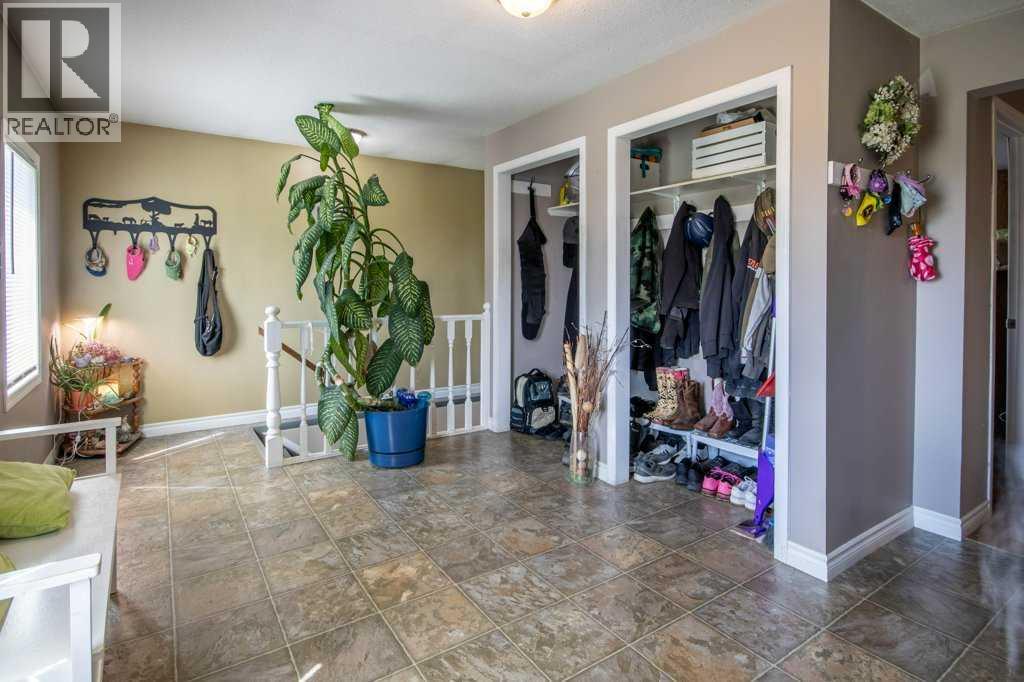 10, 33139 Range Road 55 - Image 26