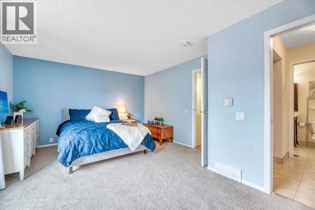 168 Midpark Gardens SE - 21