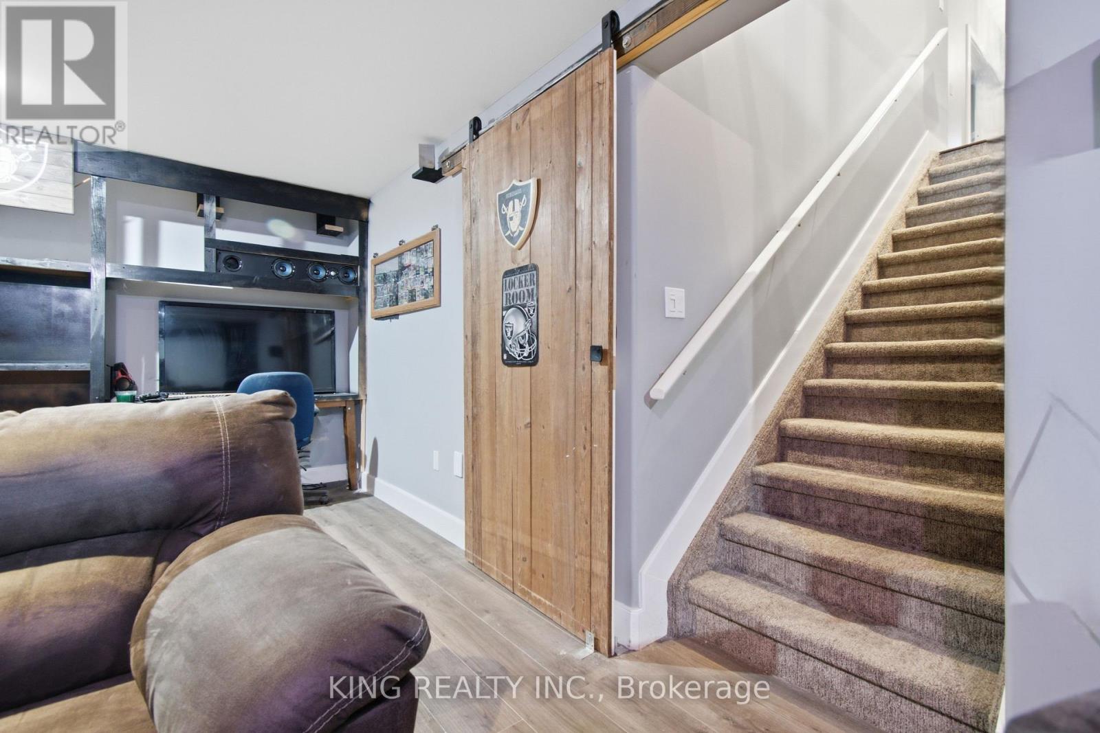 950 ELLROSE AVENUE - Image 22