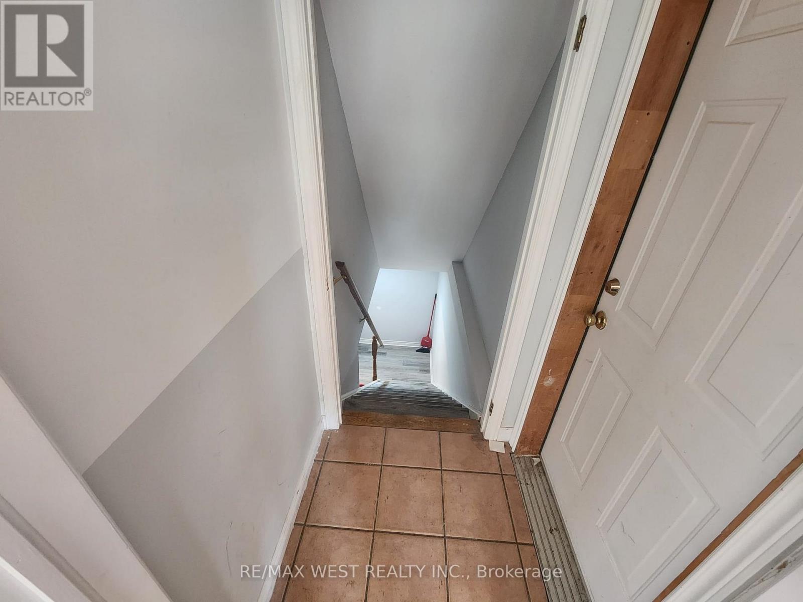 792 BUTTERNUT AVENUE - Image 28