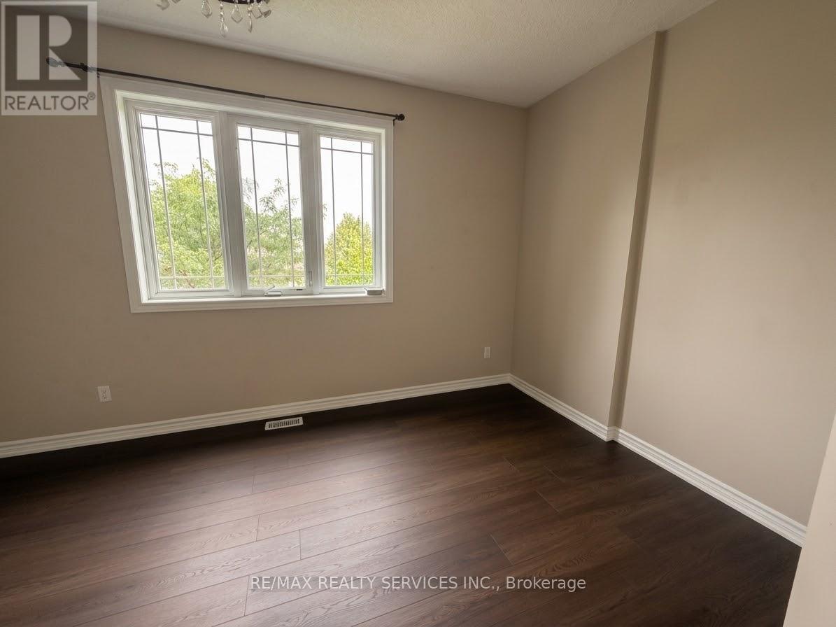 3 TALON DRIVE - Image 31