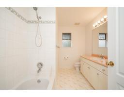 17072 103 Avenue, Surrey, BC V4N3K9 Photo 30