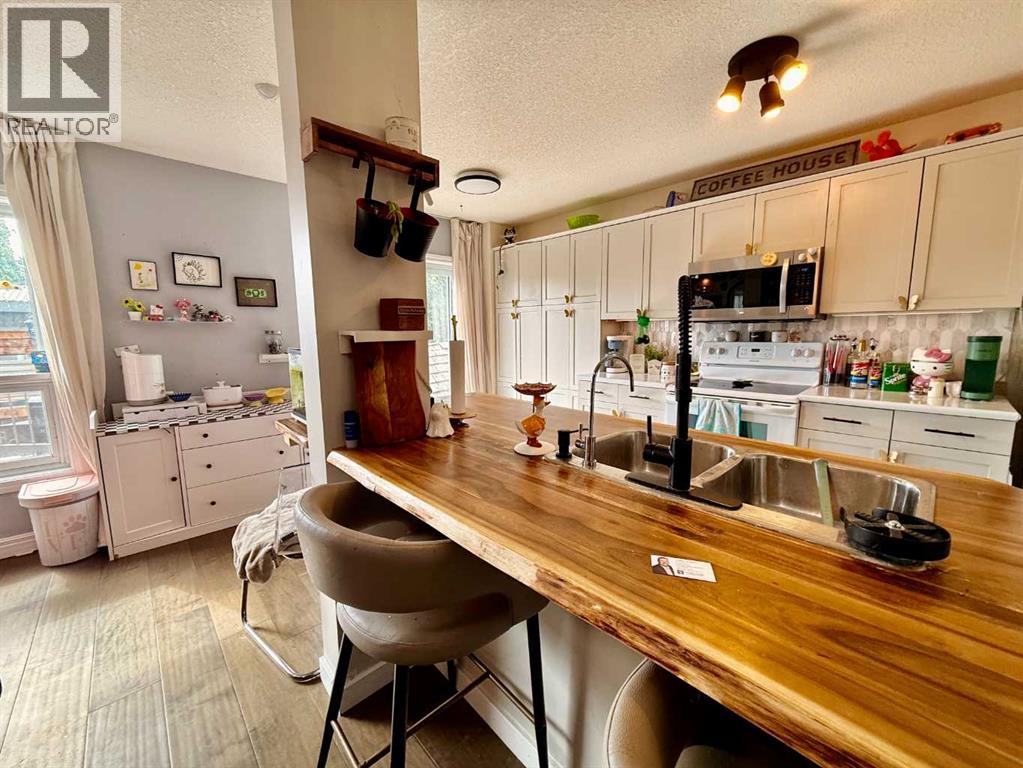 1124 24 Street - 7