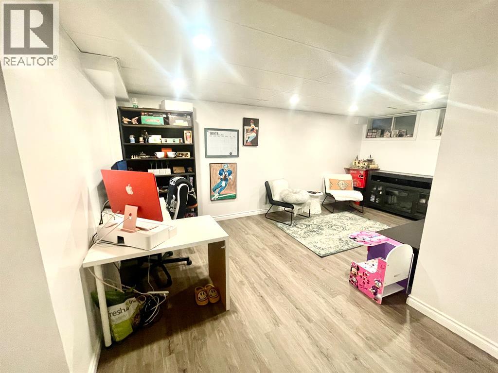 1124 24 Street - 15