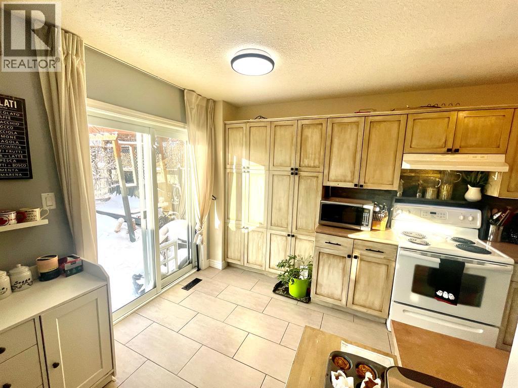 1124 24 Street - 5