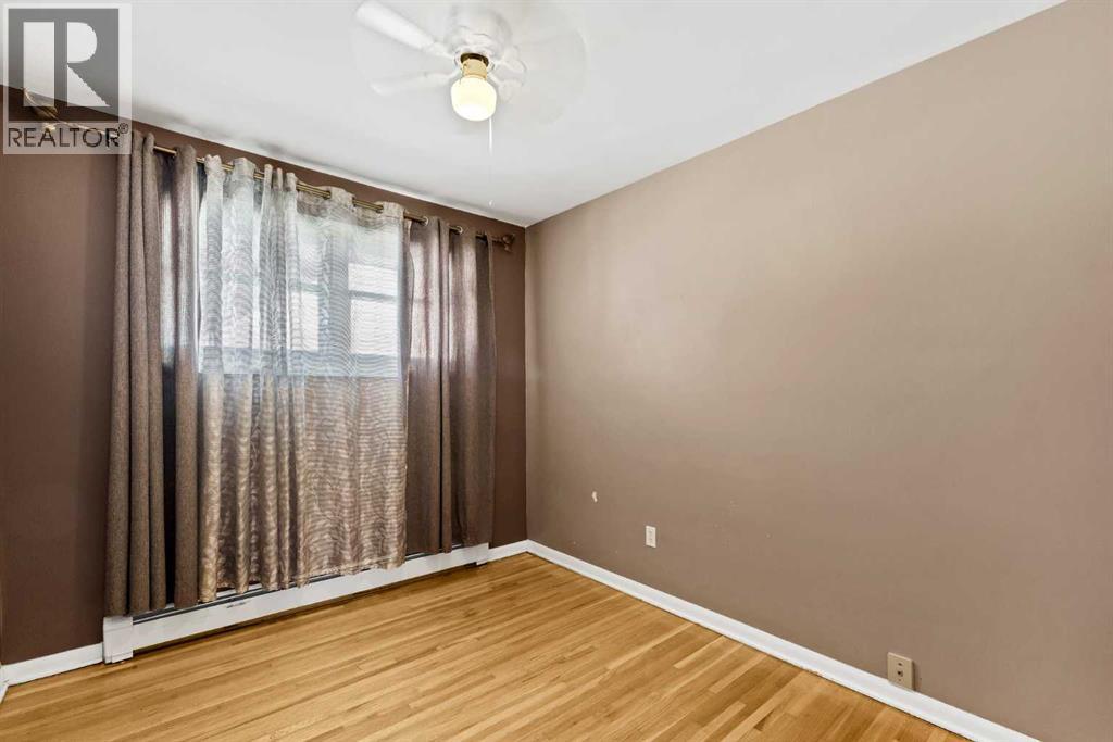 129 7 Street SE - Image 14