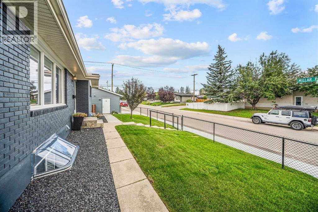 703 Millar Road NE - 6