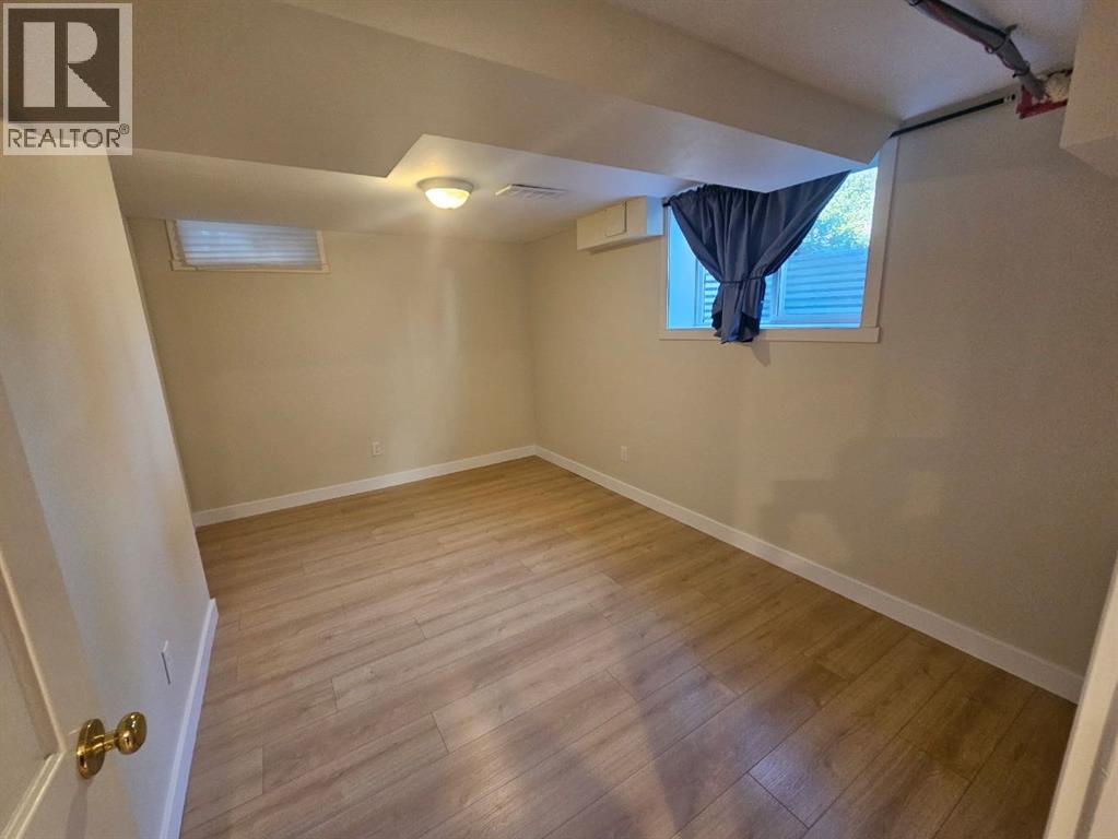 703 Millar Road NE - 44