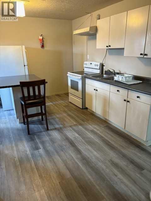 1-5, 4740 54 Avenue - Image 3