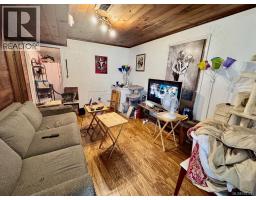 1690 Holly Cres, Ucluelet, BC V0R3A0 Photo 15