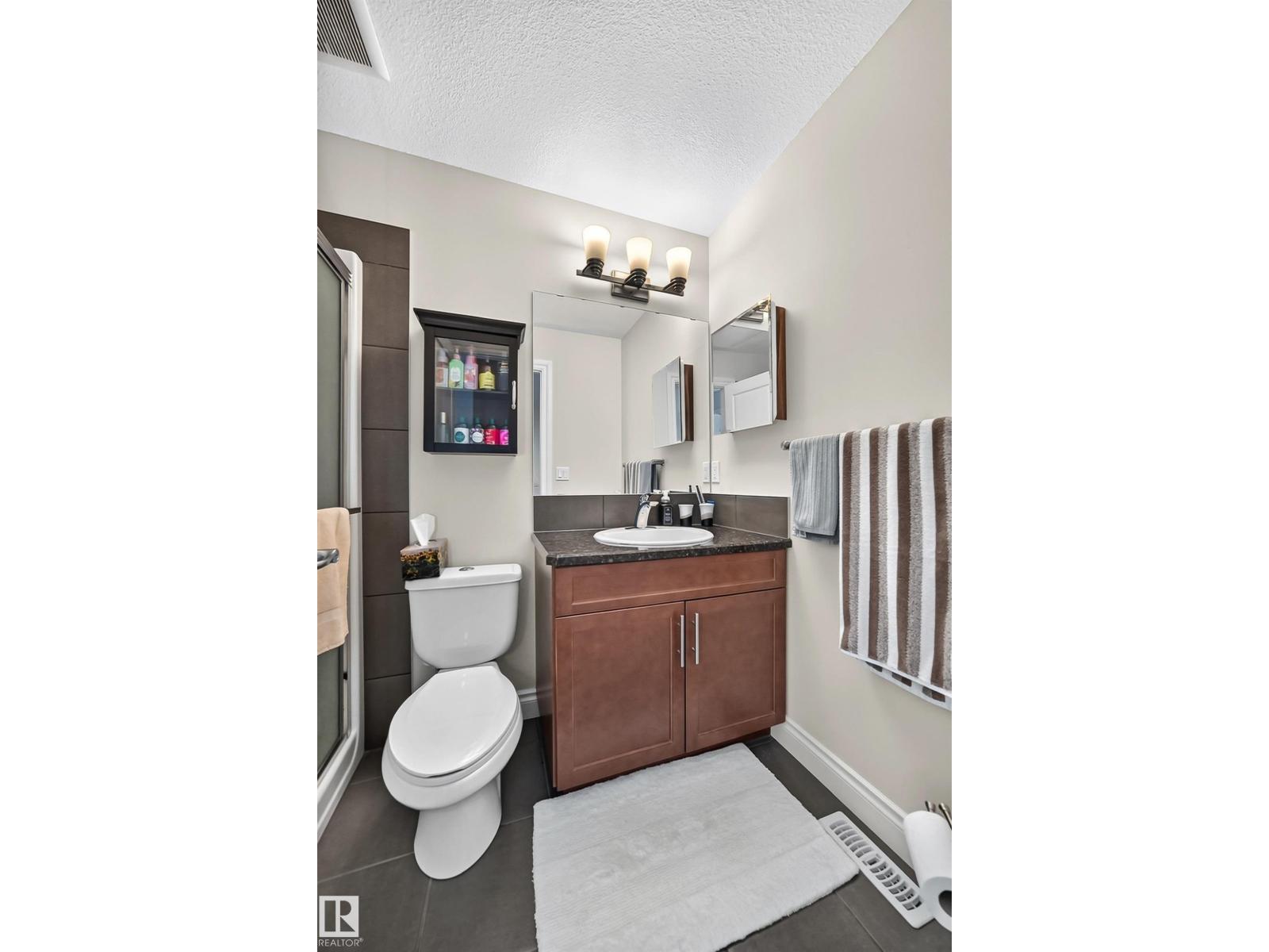 4904 214 ST NW - 30