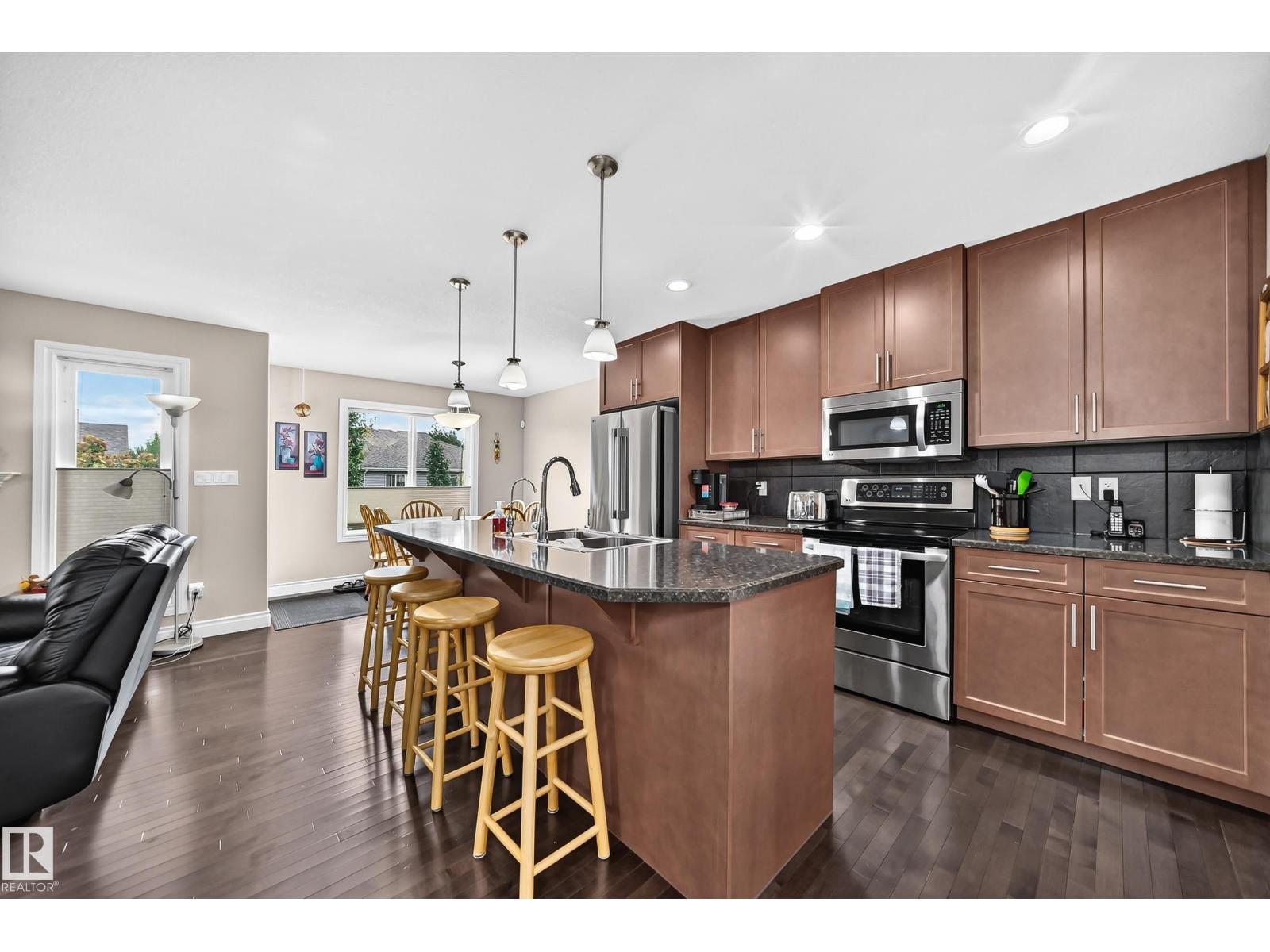 4904 214 ST NW - 6