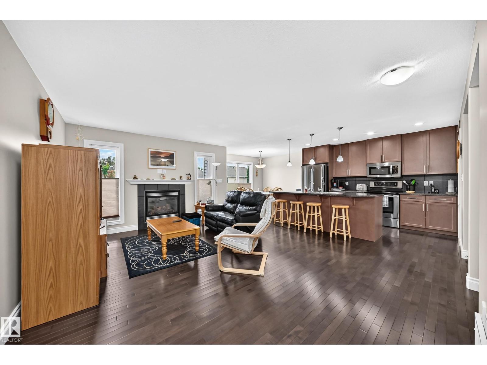 4904 214 ST NW - 13
