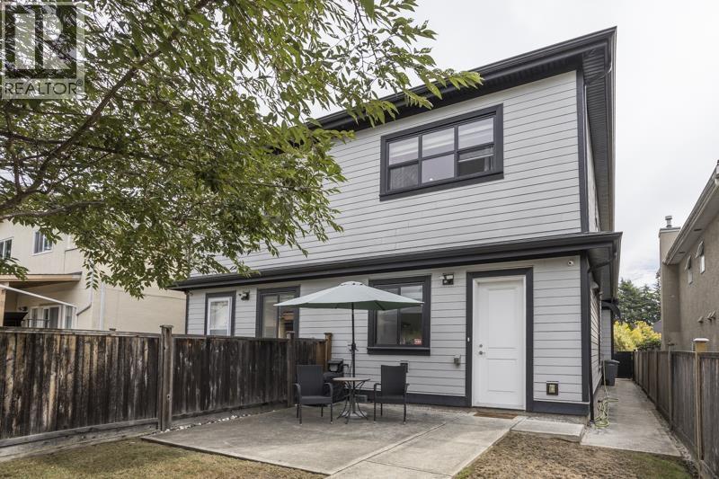 8559 MONTCALM STREET, Vancouver