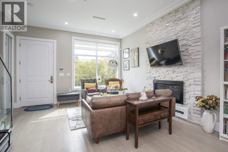 8559 MONTCALM STREET, Vancouver