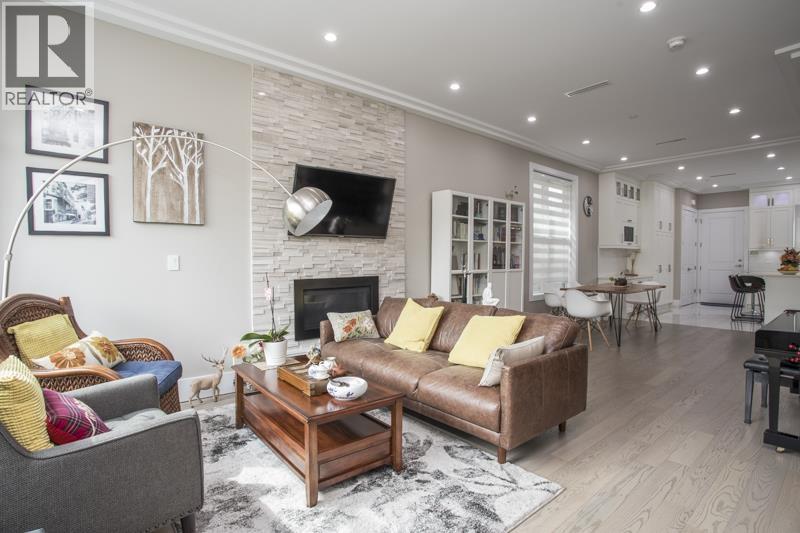 8559 MONTCALM STREET, Vancouver