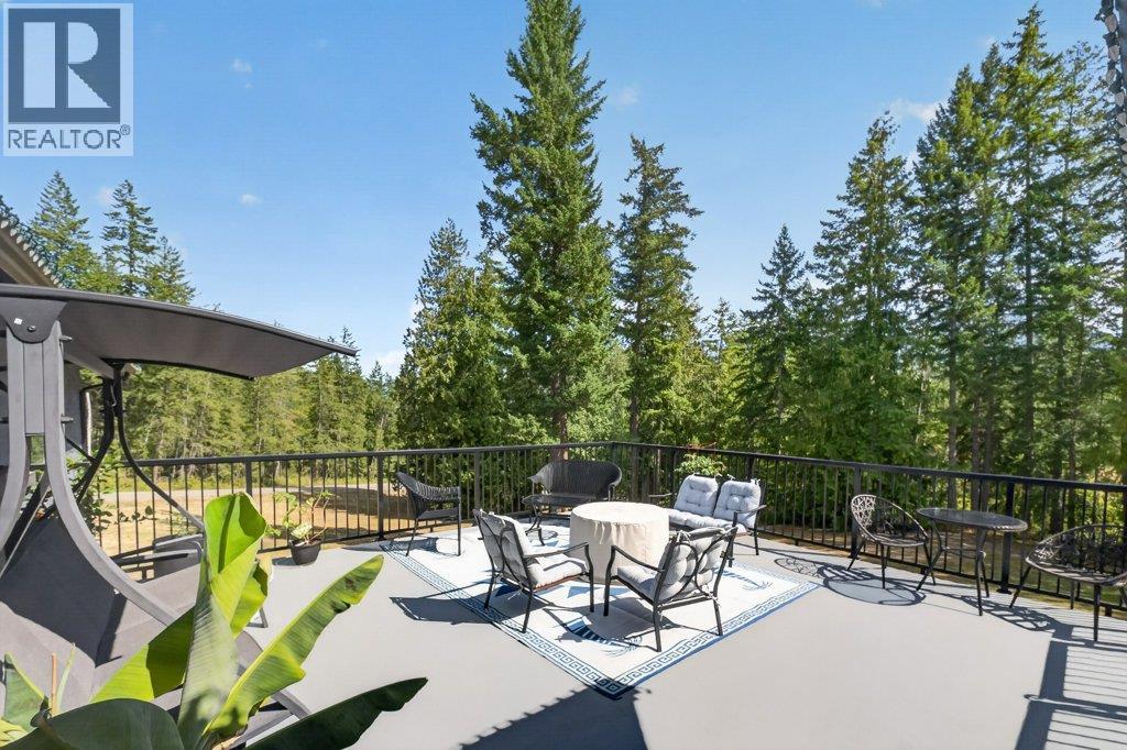  411 Christison Road Southwest, Salmon Arm