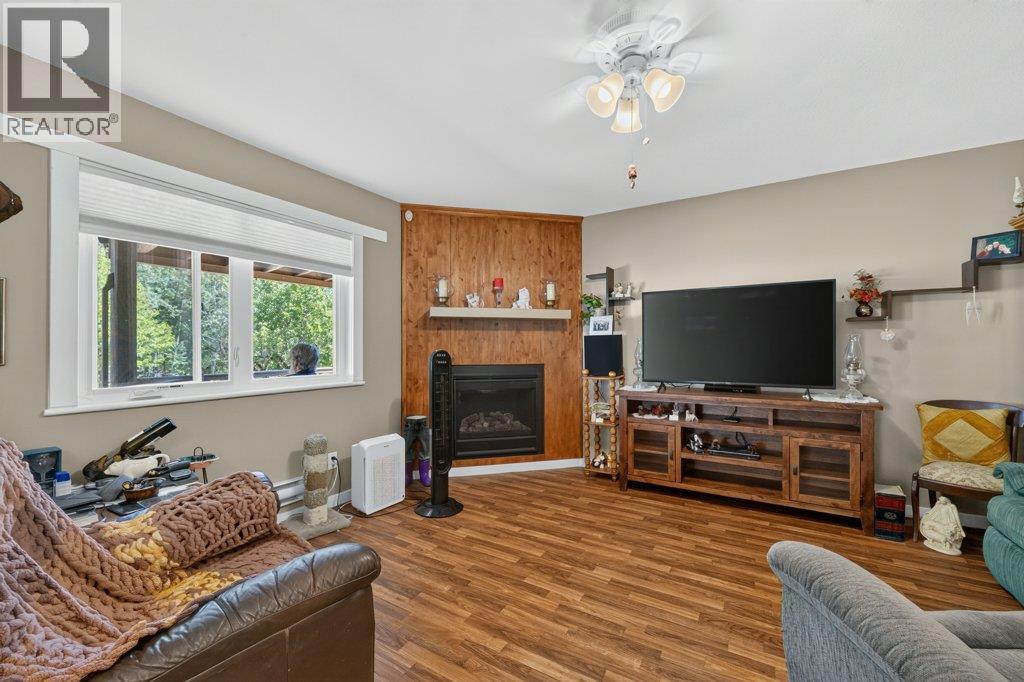  411 Christison Road Southwest, Salmon Arm