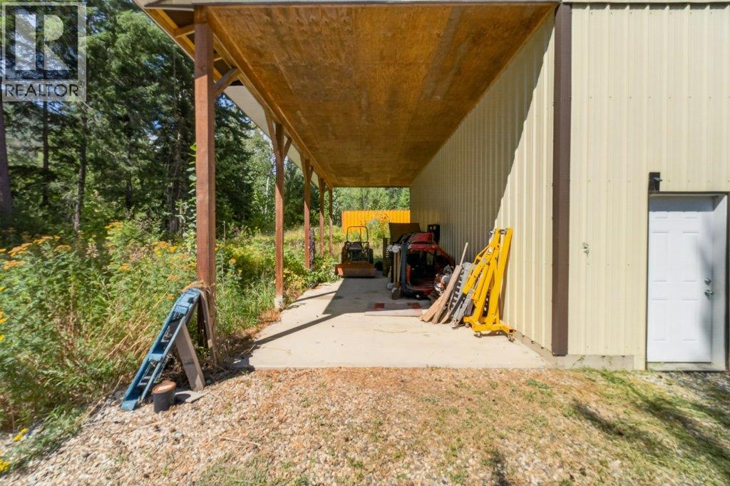 411 Christison Road SW - 60