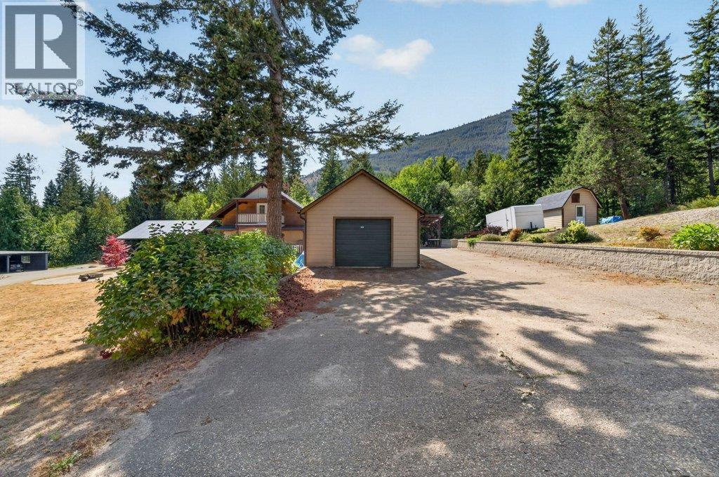 411 Christison Road SW - 70