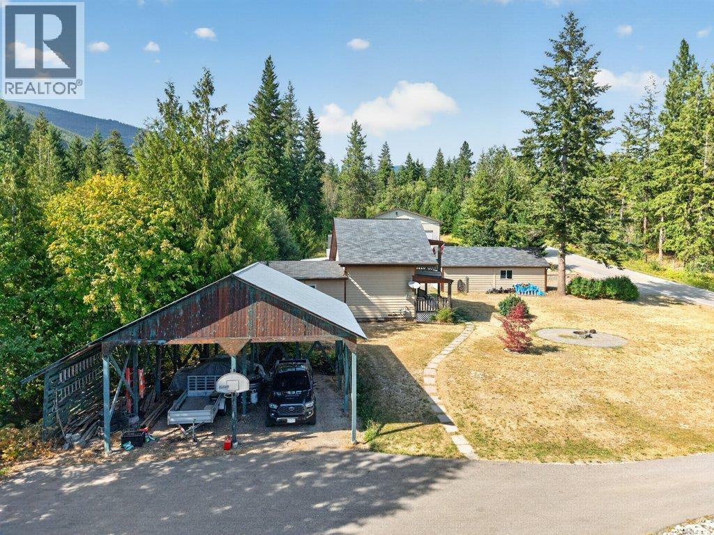 411 Christison Road Southwest, Salmon Arm
