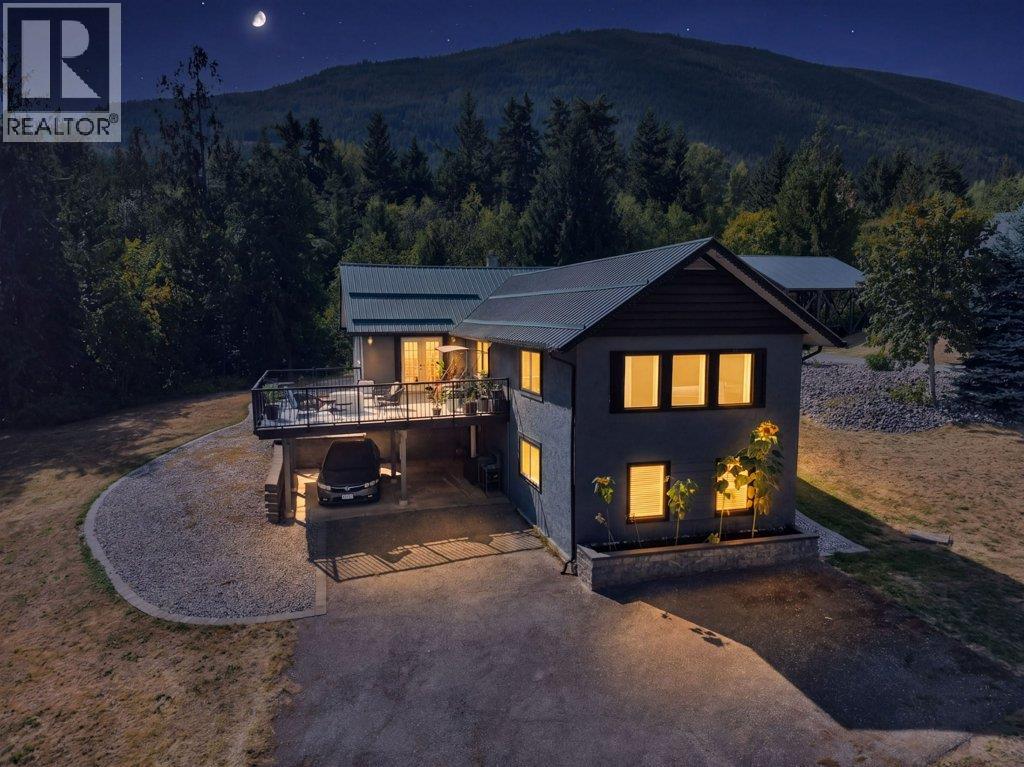 411 Christison Road SW - 89