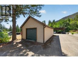 411 Christison Road Sw, Salmon Arm, BC V1E3B4 Photo 57