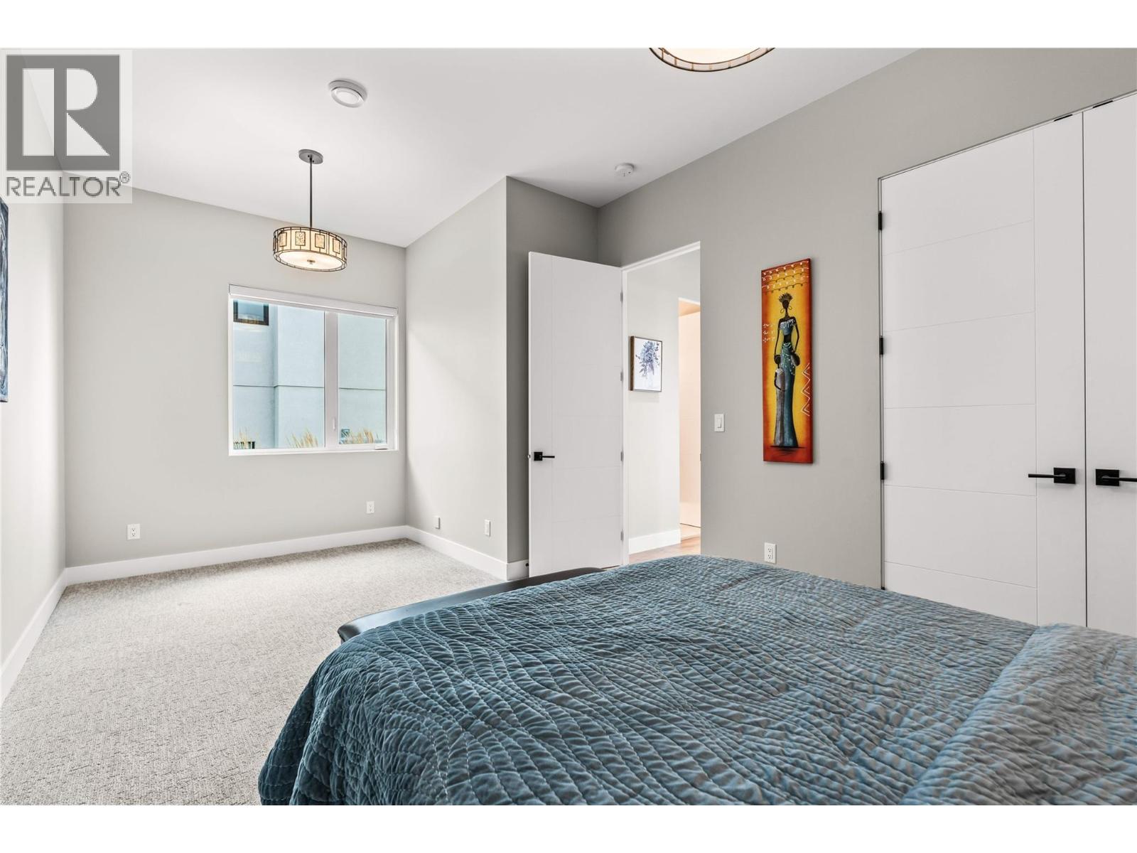 9814 Beacon Hill Crescent, Lake Country