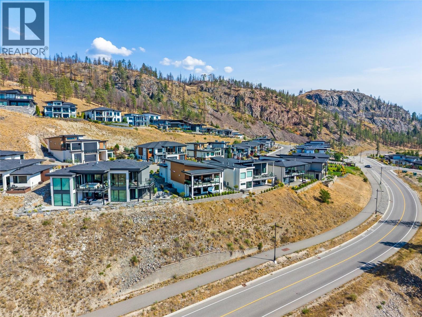 9814 Beacon Hill Crescent, Lake Country