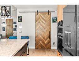 9814 Beacon Hill Crescent, Lake Country, BC V4V0A9 Photo 34