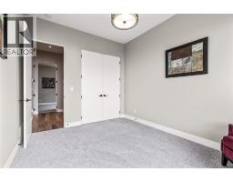 9814 Beacon Hill Crescent, Lake Country, BC V4V0A9 Photo 61